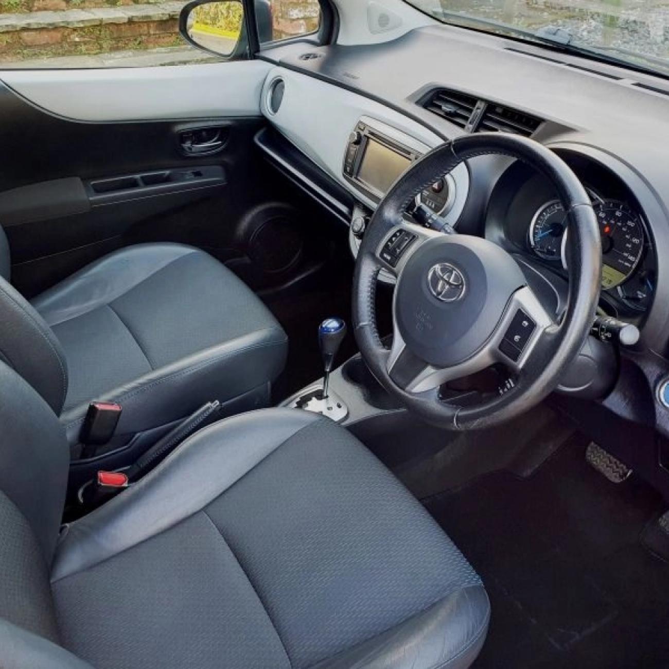 2013 Toyota Yaris VVT-I T Spirit Hybrid Automatic