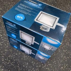 2 LED Lamps with PIR Detection - NEW