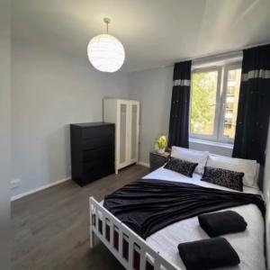 Flat to rent in Camden