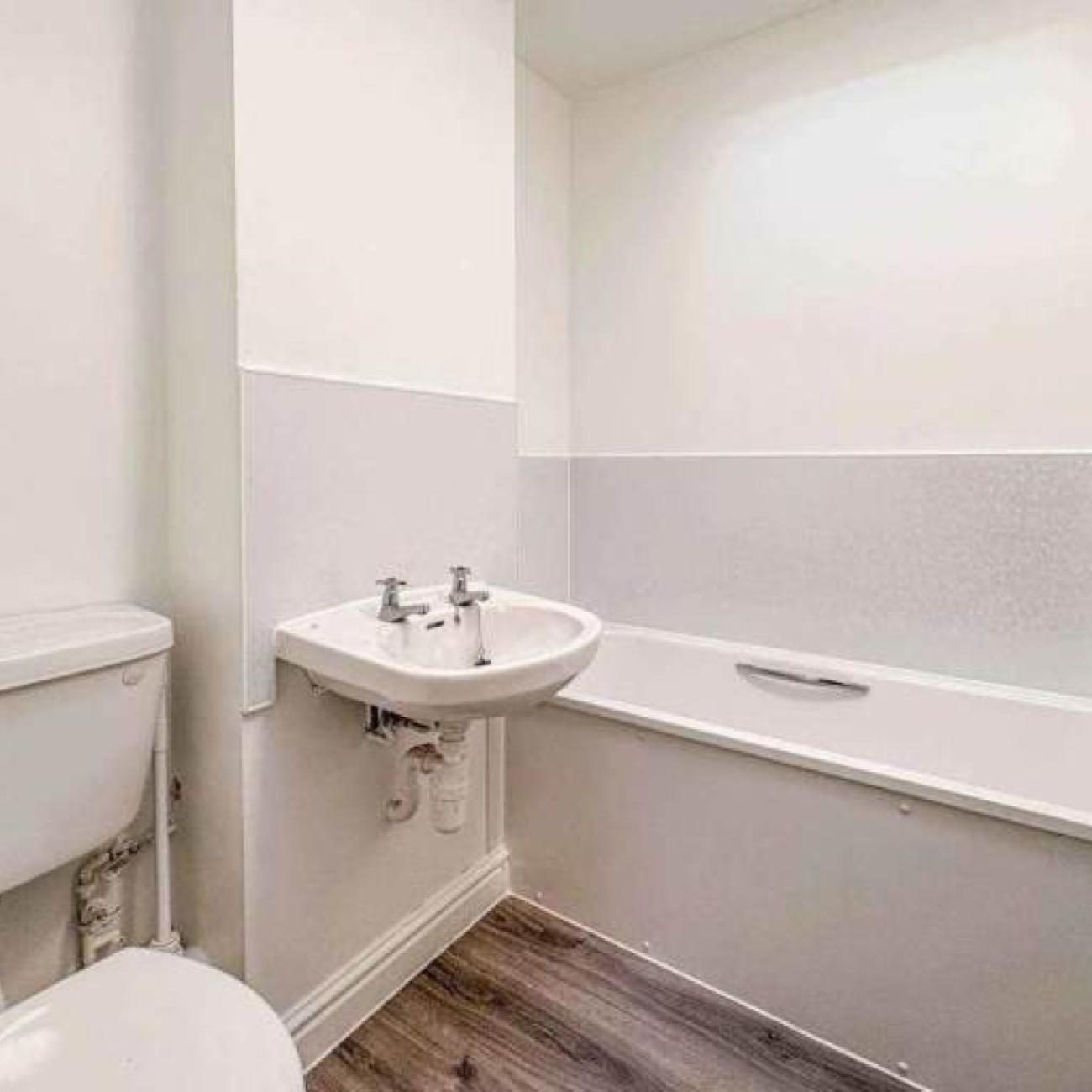 🏡 A PROPER ONE-BED — WITH A REAL STUDY (NOT A CORNER OF THE LIVING ROOM)