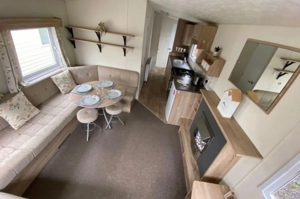 Two bedroom mobile home to rent in Harlow Essex