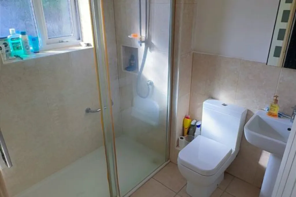 Newly renovated house Manchester 3 bedrooms