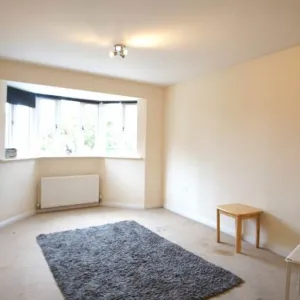 Impressive 2-bedroom first-floor flat available to rent on Frogmore, St Albans AL2