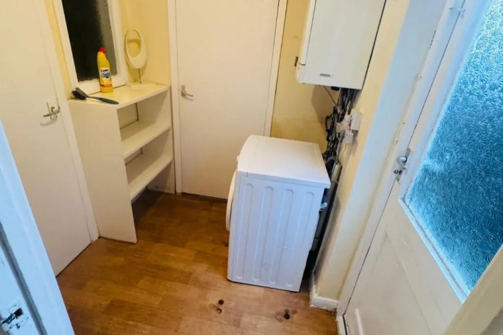 TWO BEDROOM GROUND FLOOR FLAT TO LET AT SHREWSBURY ROAD LONDON E7 8QP