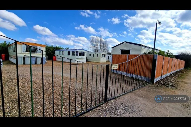 2 bedroom house in Five Counties Park, Oakham, LE15 (2 bed) (#2987728)