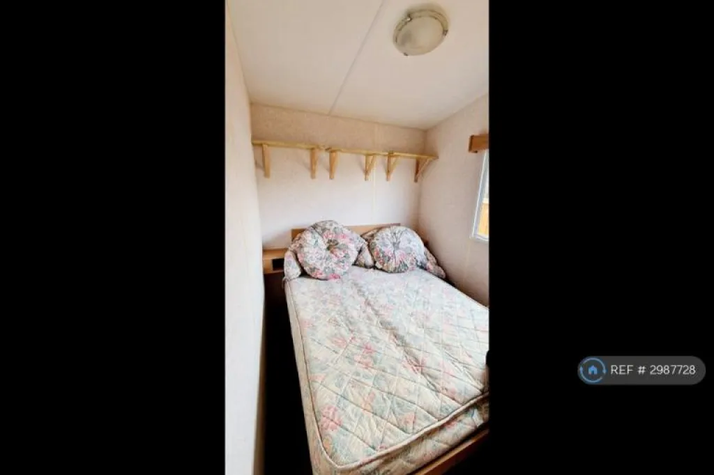 2 bedroom house in Five Counties Park, Oakham, LE15 (2 bed) (#2987728)