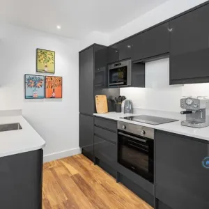 2 bedroom house in Bakery Mews, St Albans, AL3 (2 bed) (#2981843)