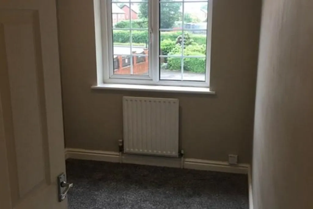 2 bedroom flat in Barnsdale Road, Castleford, WF10 (2 bed) (#3056895)