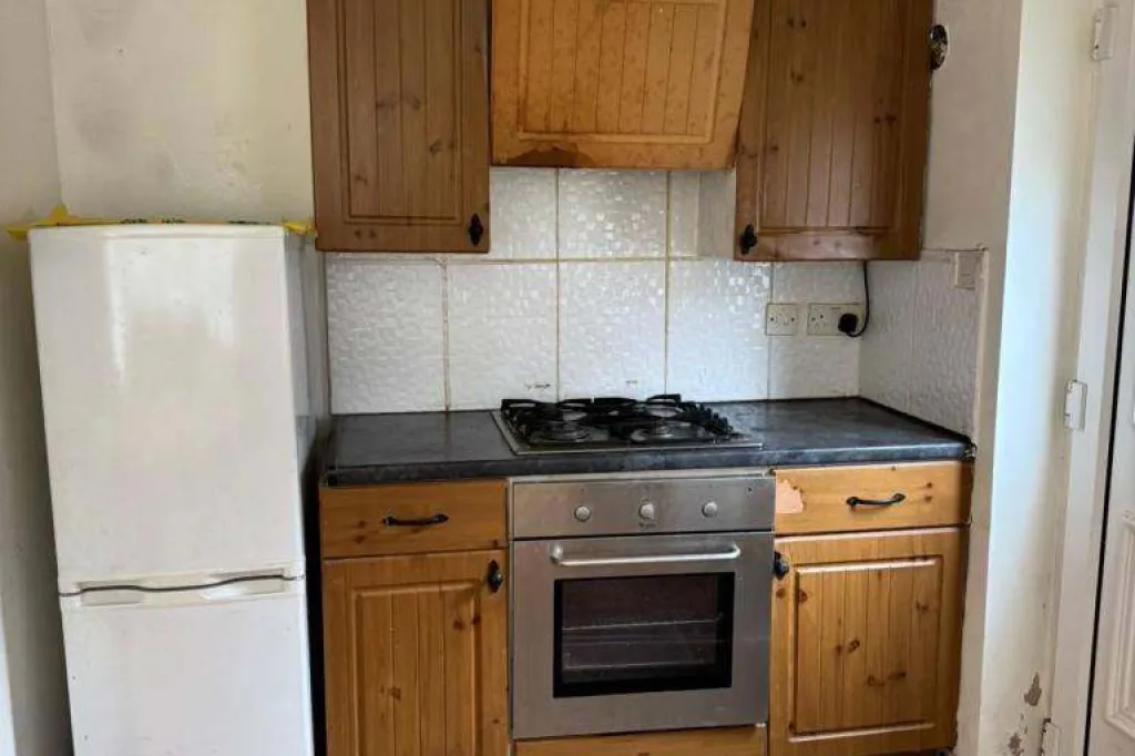 Furnished Studio to Rent | Bills Included | WiFi | Parking | Garden | M19 2JW