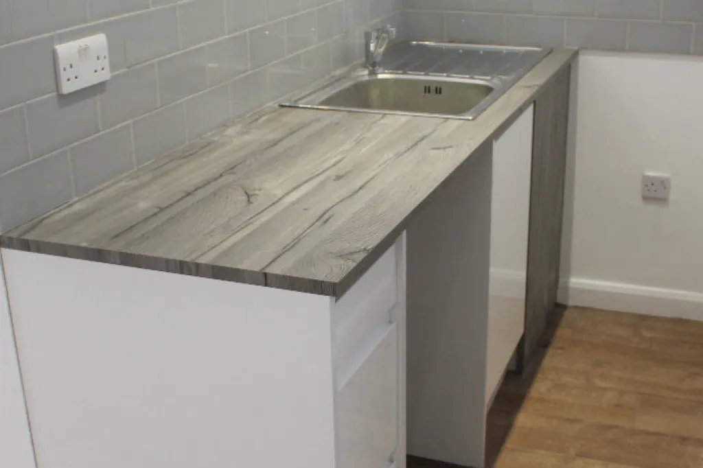 Great Deal Includes Council Tax! Wonderful Garden Studio Flat in Dollis Hill near Tube & Buses.