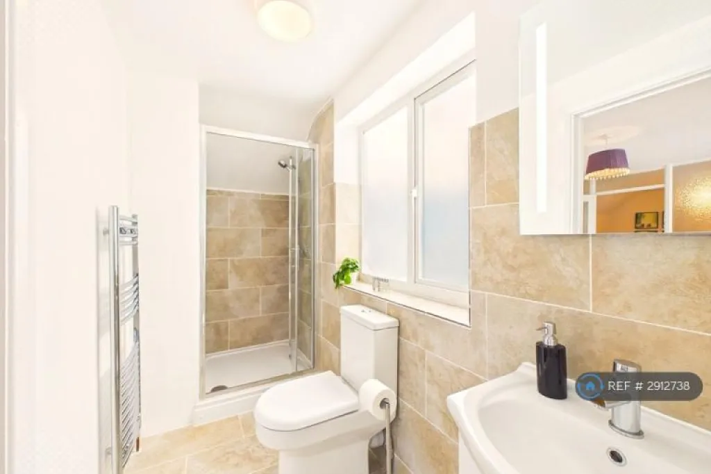 3 bedroom house in Saywell Road, Luton, LU2 (3 bed) (#2912738)