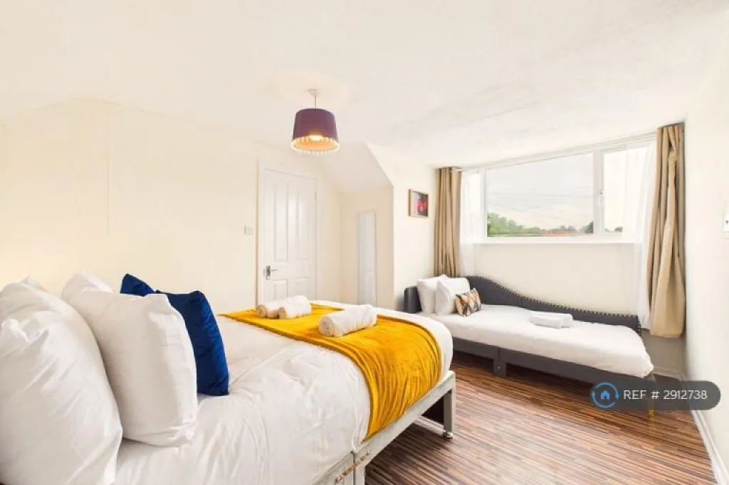 3 bedroom house in Saywell Road, Luton, LU2 (3 bed) (#2912738)