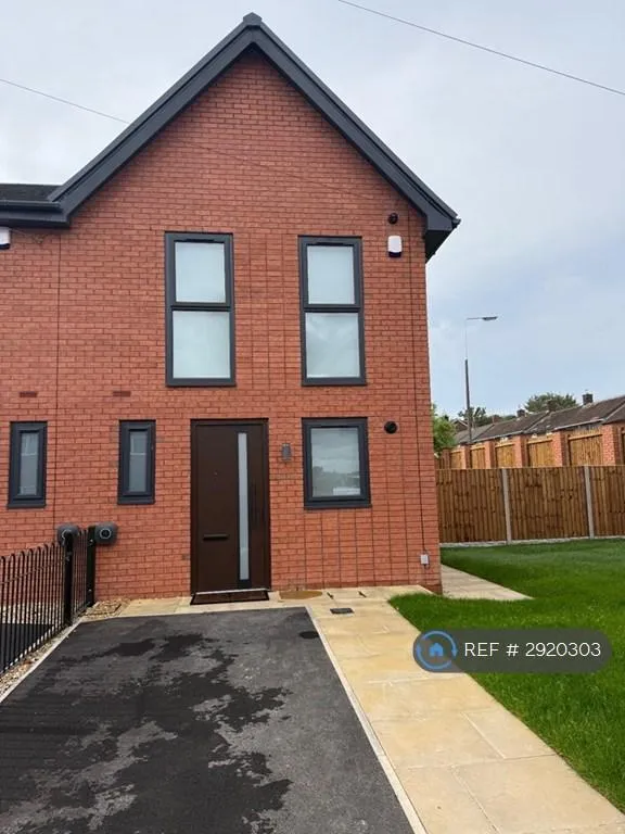 2 bedroom house in Ringway Road, Liverpool, L25 (2 bed) (#2920303)