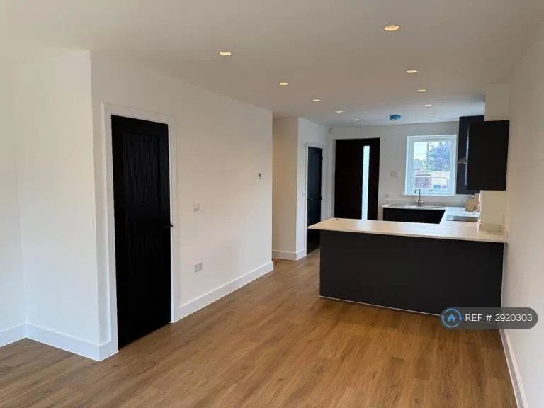 2 bedroom house in Ringway Road, Liverpool, L25 (2 bed) (#2920303)