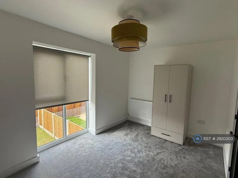 2 bedroom house in Ringway Road, Liverpool, L25 (2 bed) (#2920303)