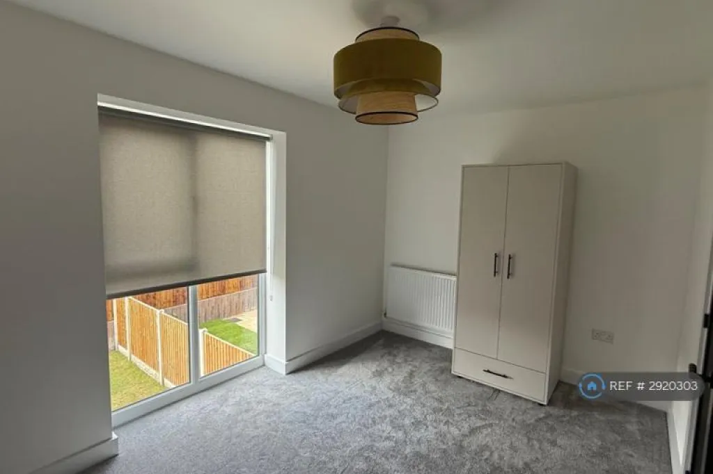 2 bedroom house in Ringway Road, Liverpool, L25 (2 bed) (#2920303)