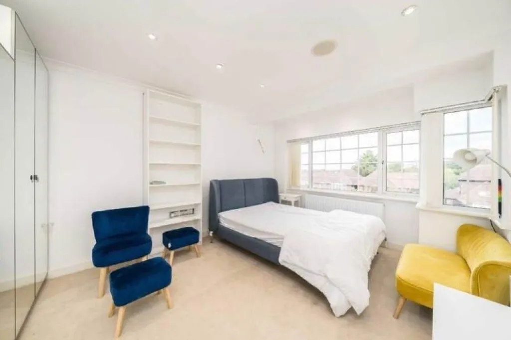 Benefits Accepted, S/C Lovely Studio Flat, Haringey