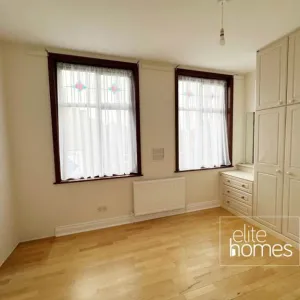 Great condition newly decorated Four bedroom maisonette in Edmonton, N9.