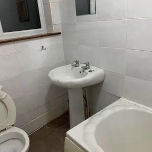 2 BEDROOM FLAT MANSELL ROAD GREENFORD MIDDLESEX UB6