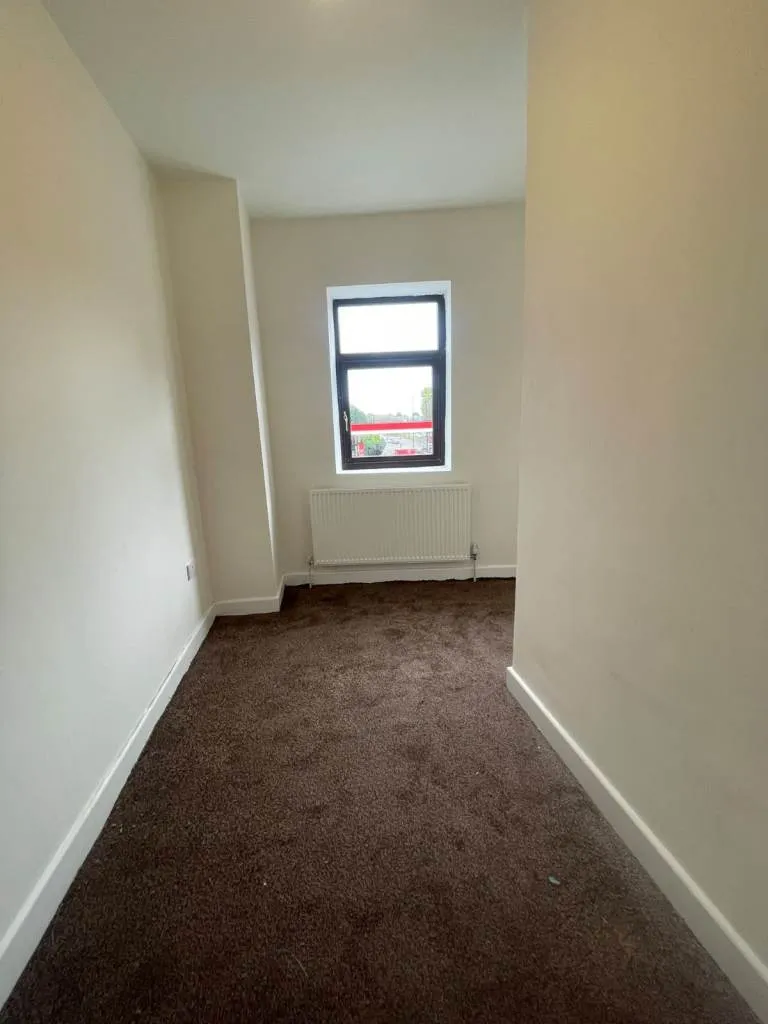 🏡 Charming 2-Bedroom Home in East Bierley – £795 PCM