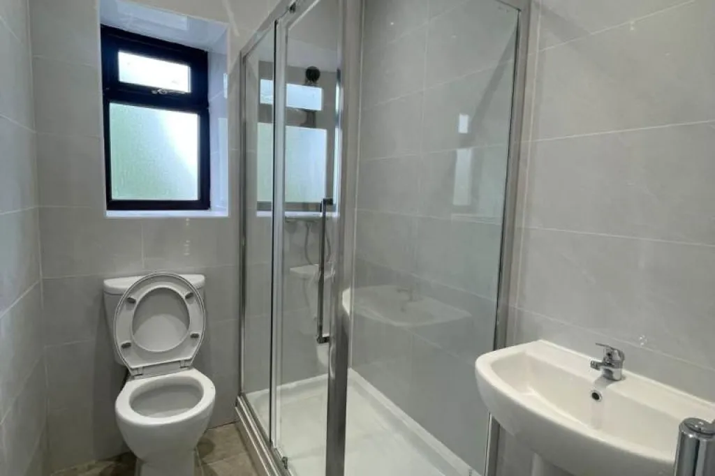🏡 Charming 2-Bedroom Home in East Bierley – £795 PCM