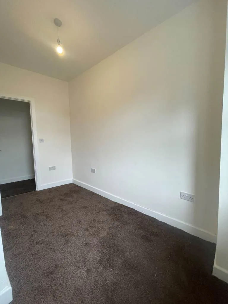 🏡 Charming 2-Bedroom Home in East Bierley – £795 PCM