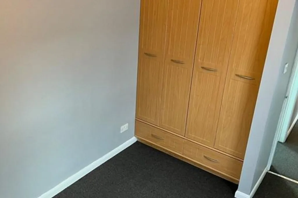 2 bedroom flat in Rock Road, Sittingbourne, ME10 (2 bed) (#1267963)