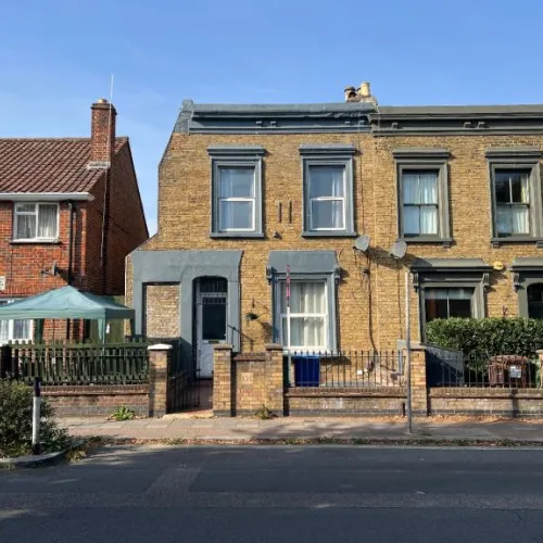4 bedrooms house to let in Peckham London