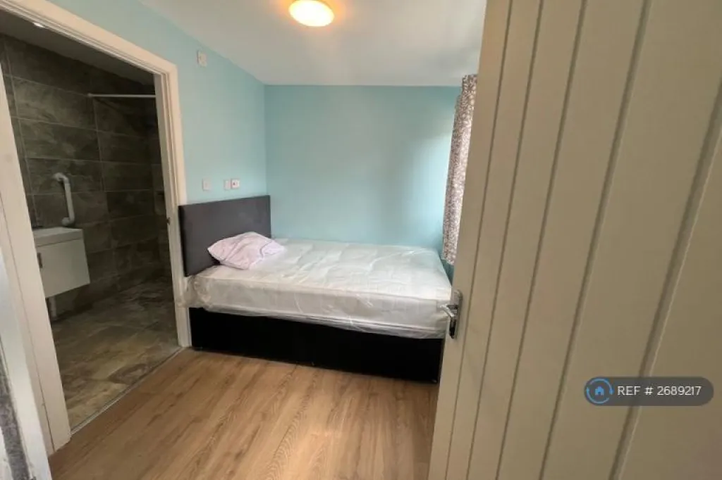 1 bedroom in Congreve, Milton Keynes, MK6 (#2689217)