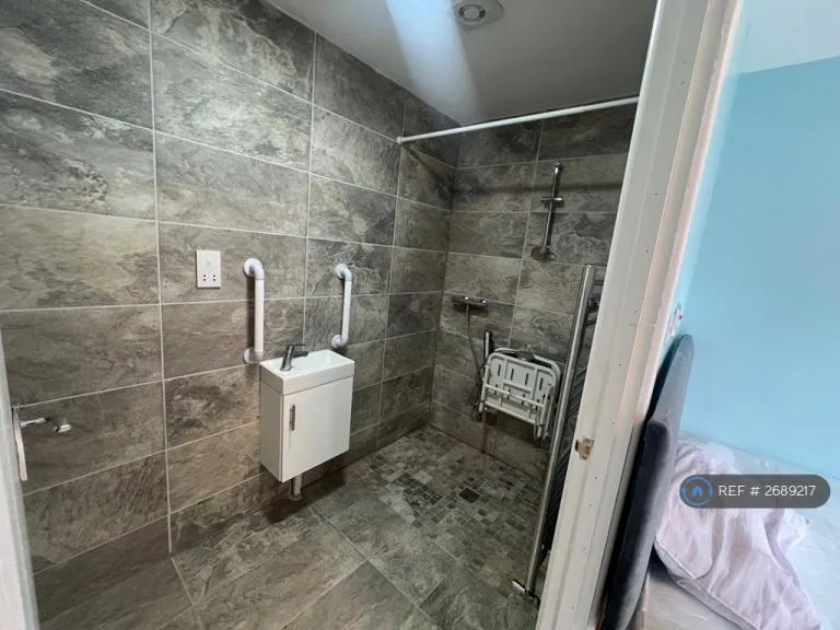 1 bedroom in Congreve, Milton Keynes, MK6 (#2689217)