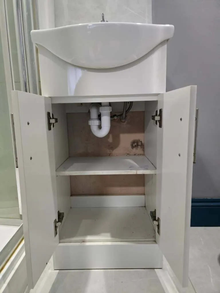 Room in Keel Drive Slough SL1 2SU