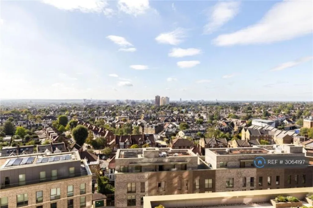 1 bedroom flat in Heartwood Boulevard, London, W3 (1 bed) (#3064197)