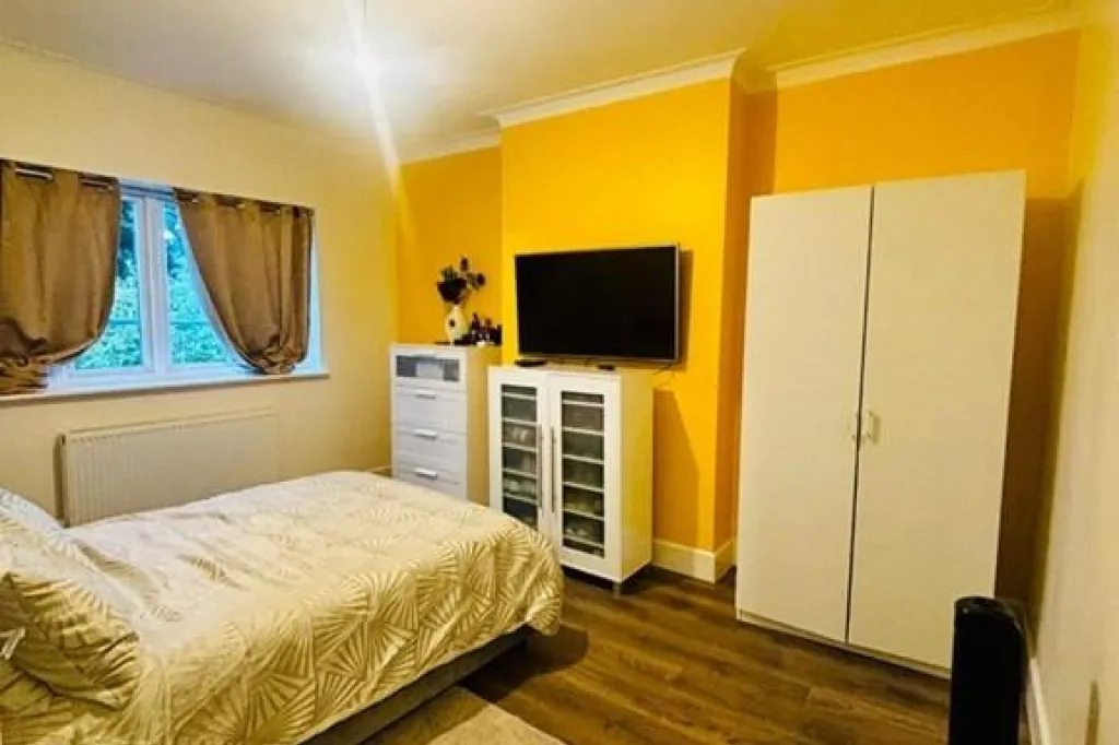 1 bedroom in Headcorn Road, Thornton Heath, CR7 (#2648044)