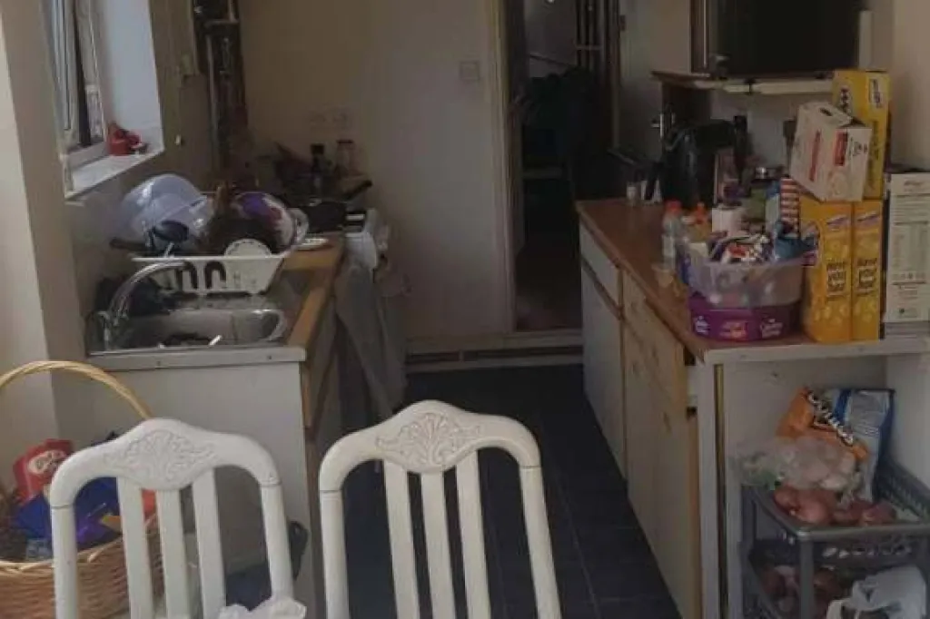 2 Bedroom House to Let
