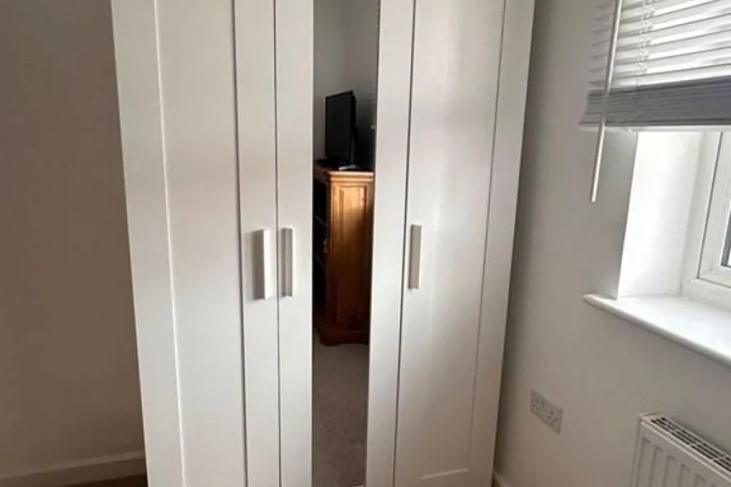 1 bedroom in Batsman Avenue, Gillingham, ME8 (#3010547)