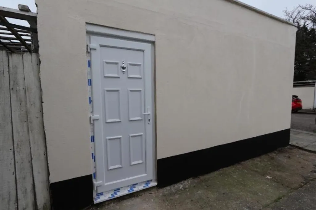 Refurbished Self-Contained Studio, Bills Included, 10 Mins to Ilford Station