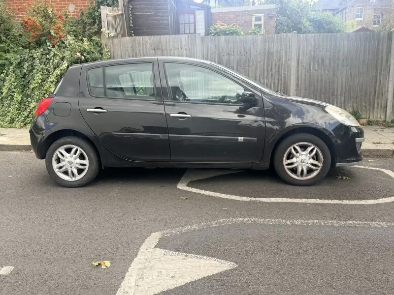 RENAULT CLIO 1.2 EXPRESSION 5dr Hatchback