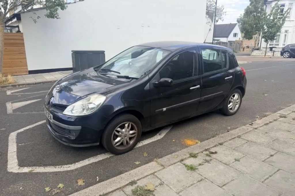 RENAULT CLIO 1.2 EXPRESSION 5dr Hatchback