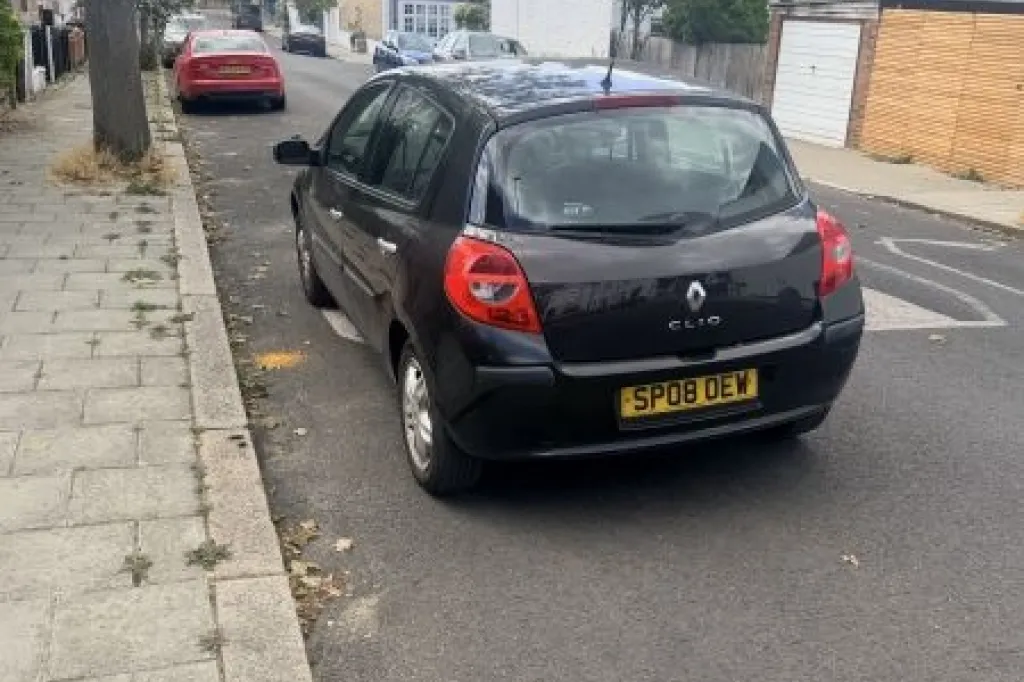 RENAULT CLIO 1.2 EXPRESSION 5dr Hatchback