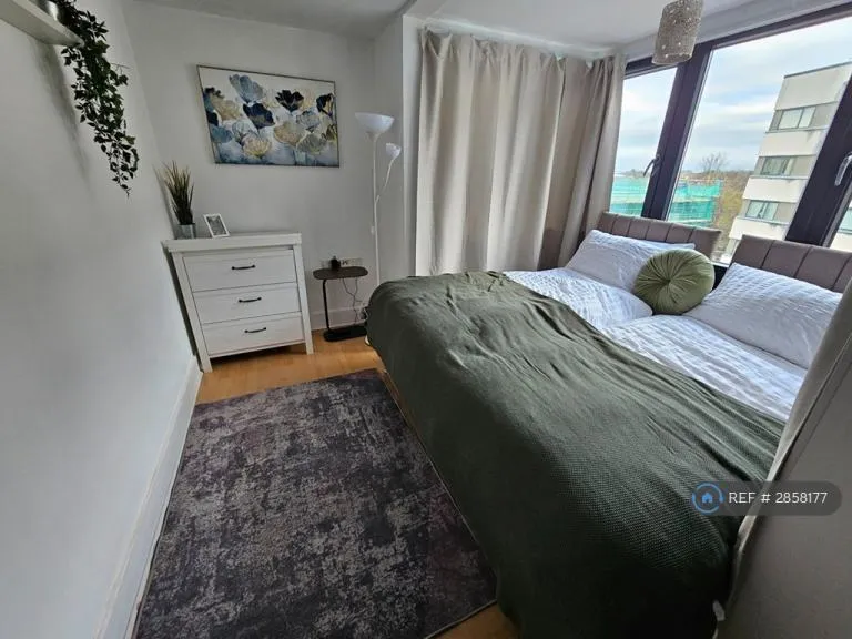 2 bedroom flat in Clayton Road Road, Hayes, UB3 (2 bed) (#2858177)