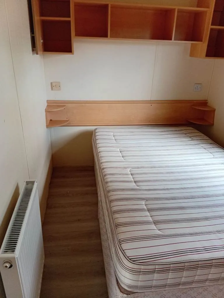 2 bedroom £750 PCM bills included