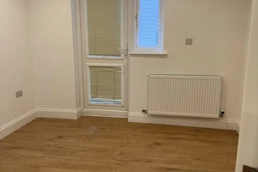 2 bedroom flat in Chadbone Close, Aylesbury, HP20 (2 bed) (#3010483)
