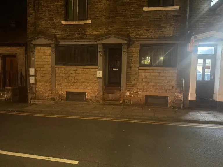 2 bed large ground floor flat