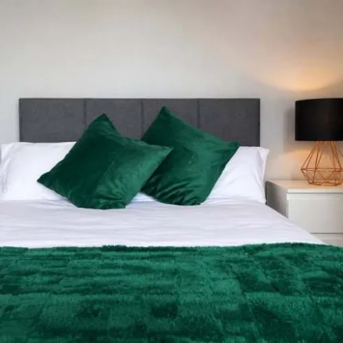 6 Bed HMO House Worksop S80 Near Bassetlaw Hospital | COMPANY LET ALLOWED