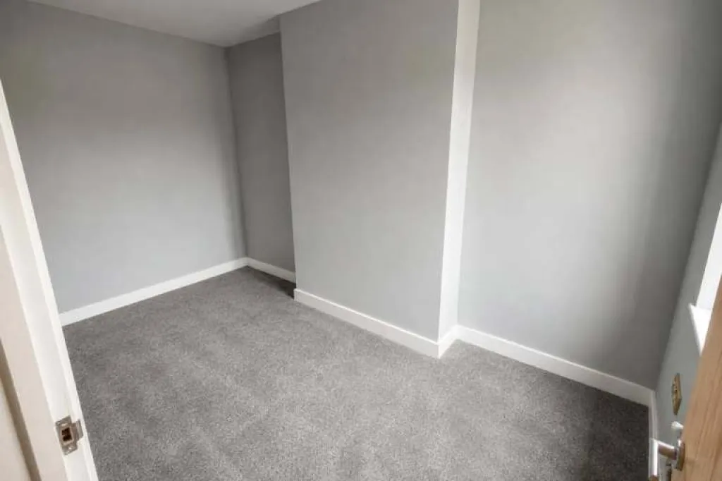 6 Bed HMO House Worksop S80 Near Bassetlaw Hospital | COMPANY LET ALLOWED