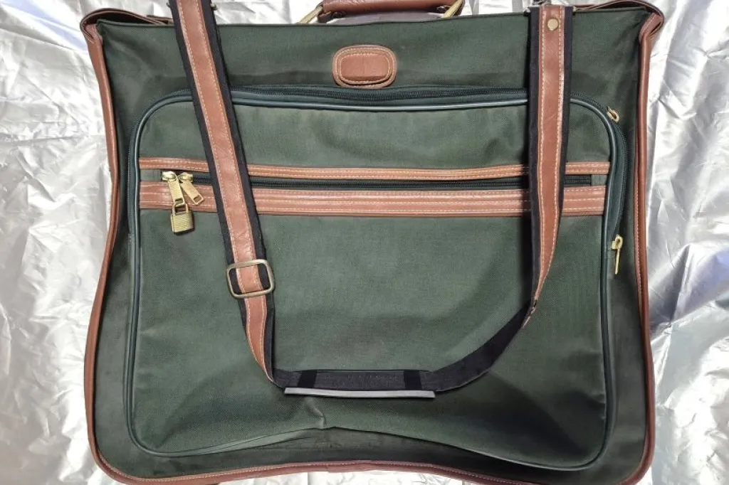 M & S Garment Carrier