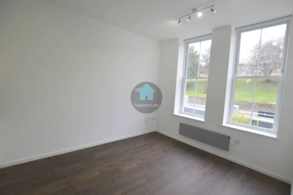 A SLEEK 2 BED APARTMENT IN BLAYDON - AVAILABLE 06/11/2026 - £805pcm