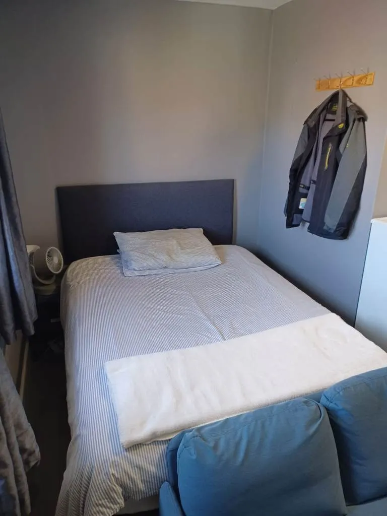 Studio Room in Windsor, Berkshire (SL4 3QB)