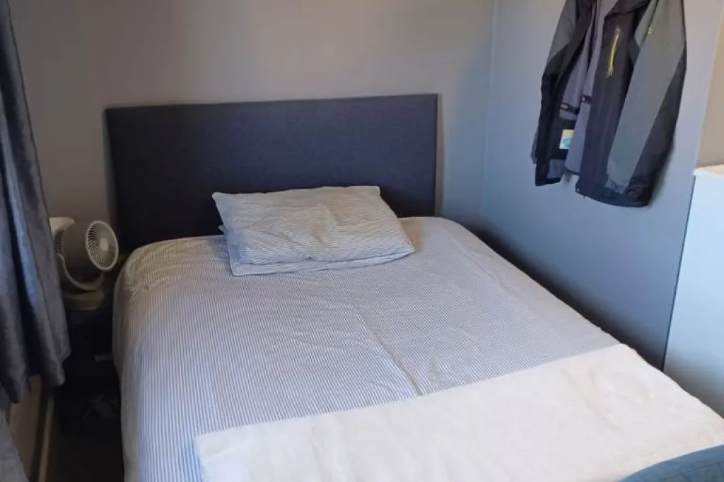 Studio Room in Windsor, Berkshire (SL4 3QB)