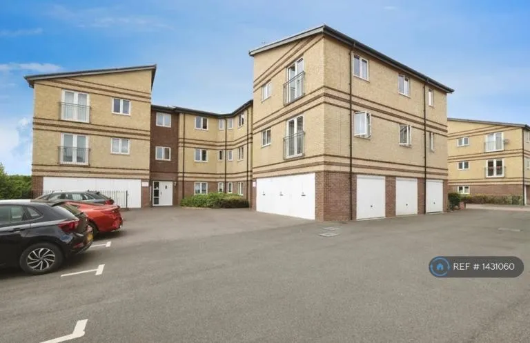2 bedroom flat in Halter Way, Andover, SP11 (2 bed) (#1431060)